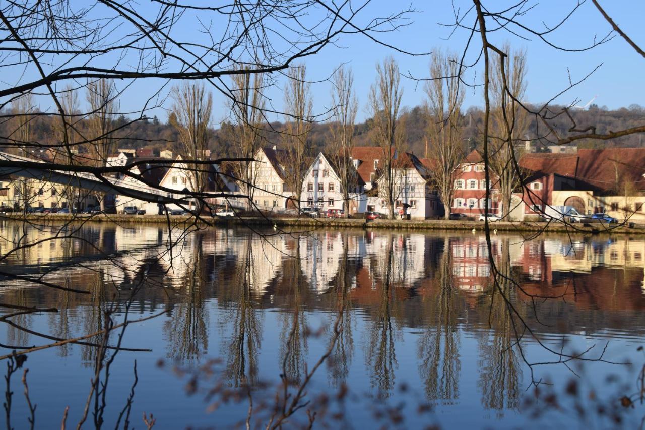 Отель Maindrei - Schlafen Am Fluss Margetshoechheim Экстерьер фото